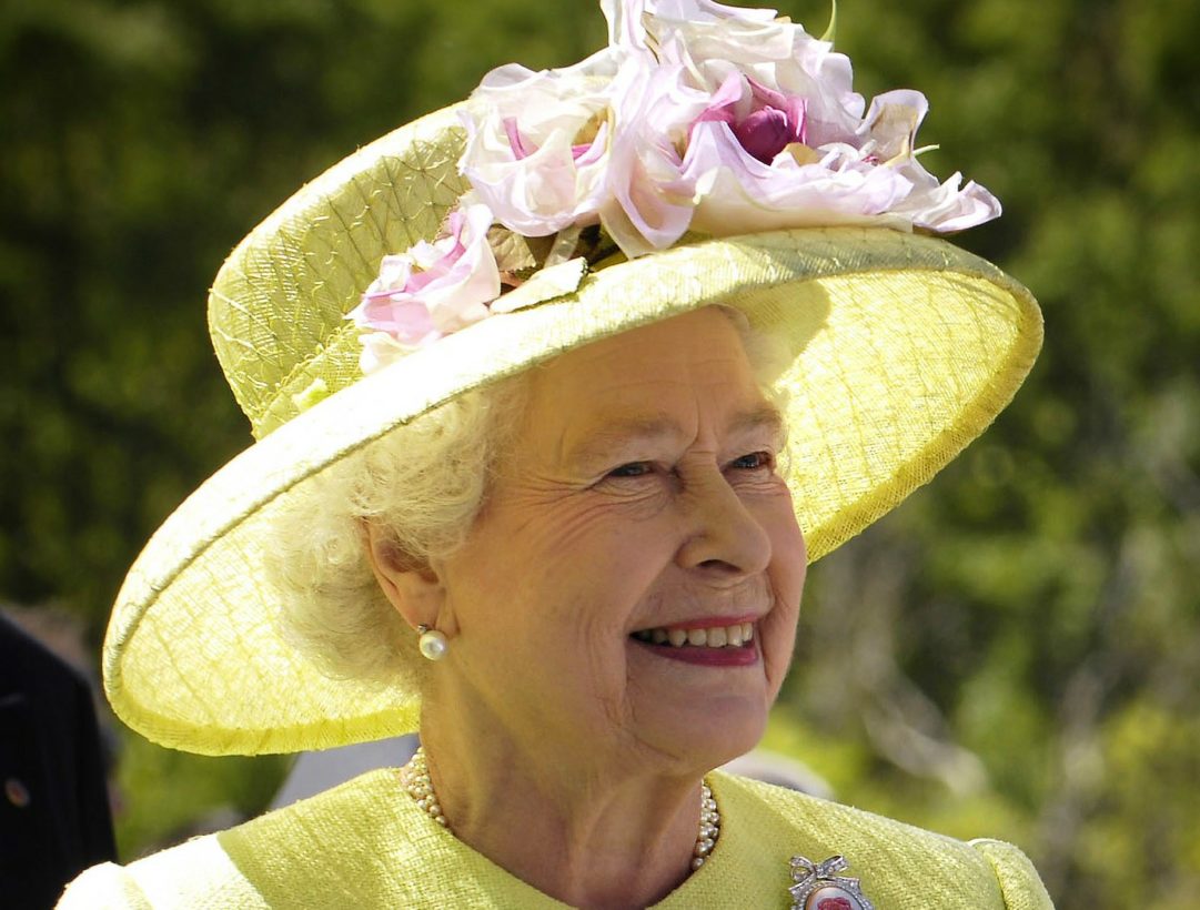 British queen says ‘no’ to new fur in royal wardrobe